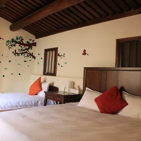 Longmen Inn Bed And Breakfast Jinning Bagian luar foto